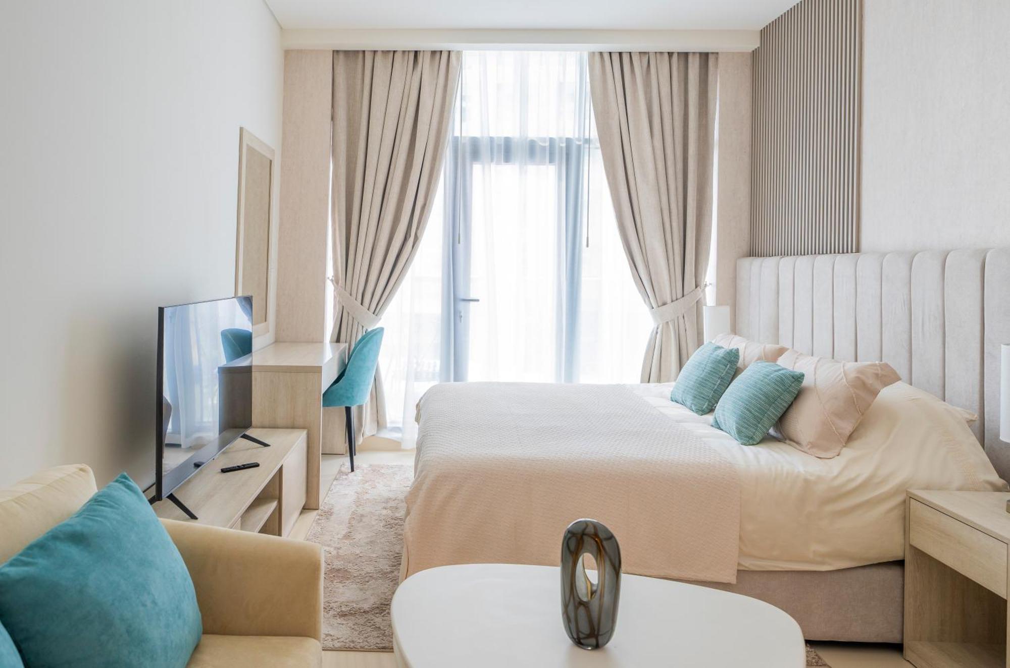 Studio With Pool And Private Beach Access On Palm Jumeirah Dubai Exteriör bild