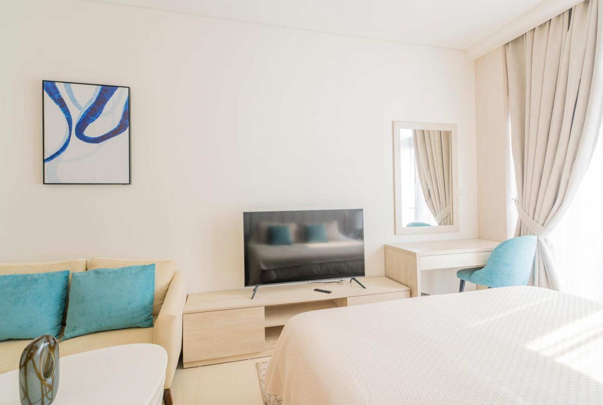 Studio With Pool And Private Beach Access On Palm Jumeirah Dubai Exteriör bild