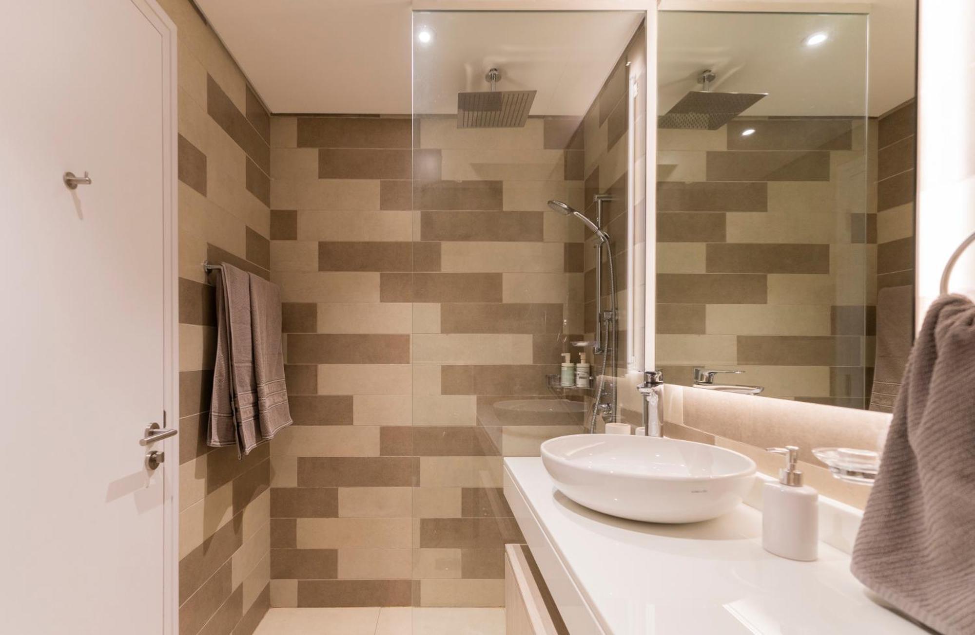 Studio With Pool And Private Beach Access On Palm Jumeirah Dubai Exteriör bild